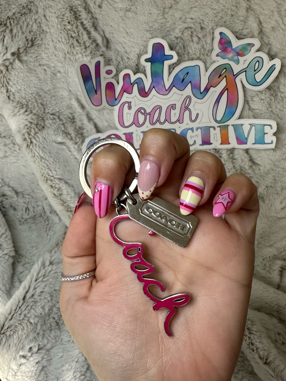 45$ Coach, pink, charm